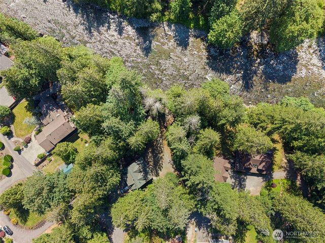 44725 SE 71st Street, Snoqualmie, WA 98065