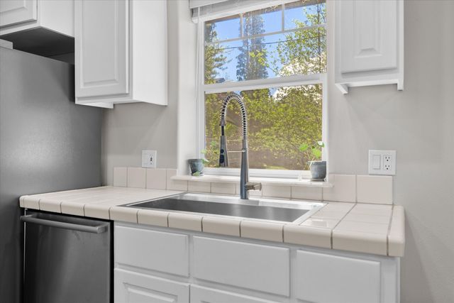 56 NW Shasta Place, Bend, OR 97703