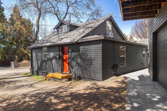 56 NW Shasta Place, Bend, OR 97703