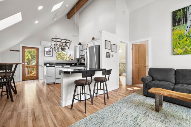 56 NW Shasta Place, Bend, OR 97703