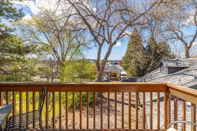 56 NW Shasta Place, Bend, OR 97703