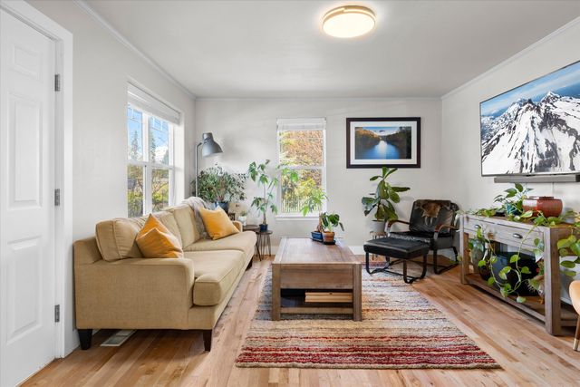 56 NW Shasta Place, Bend, OR 97703