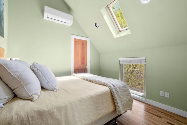 56 NW Shasta Place, Bend, OR 97703