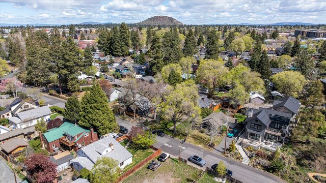 56 NW Shasta Place, Bend, OR 97703