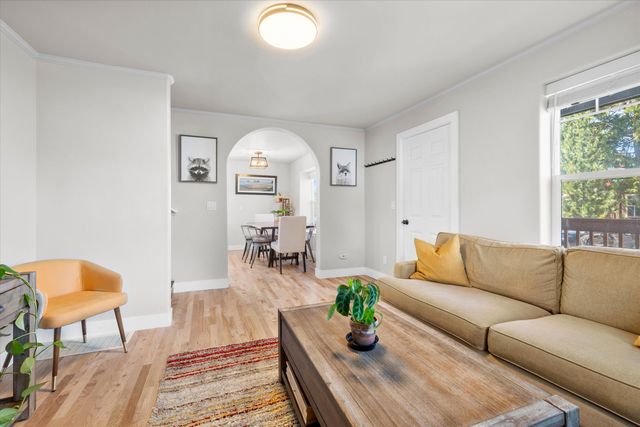 56 NW Shasta Place, Bend, OR 97703