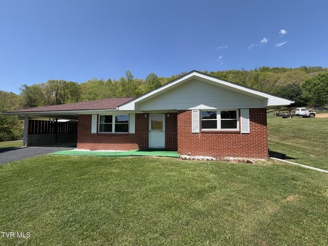 487 Right Poor Valley Road, Pennington Gap, VA 24277