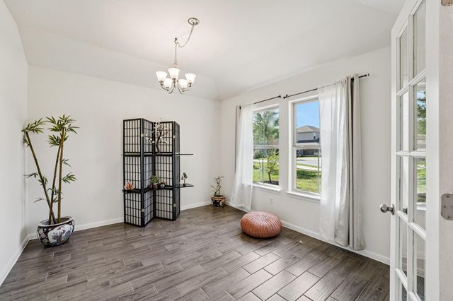 210 Helen RD, Hutto, TX 78634