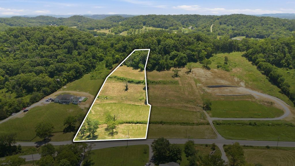 297 Old Carters Creek PIKE, Franklin, TN 37064