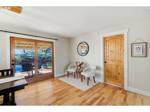 9610 STATE St, Salem, OR 97317
