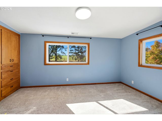 9610 STATE St, Salem, OR 97317