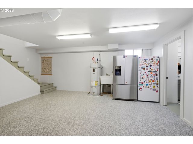9610 STATE St, Salem, OR 97317