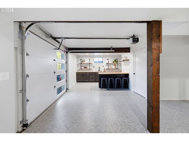 9610 STATE St, Salem, OR 97317