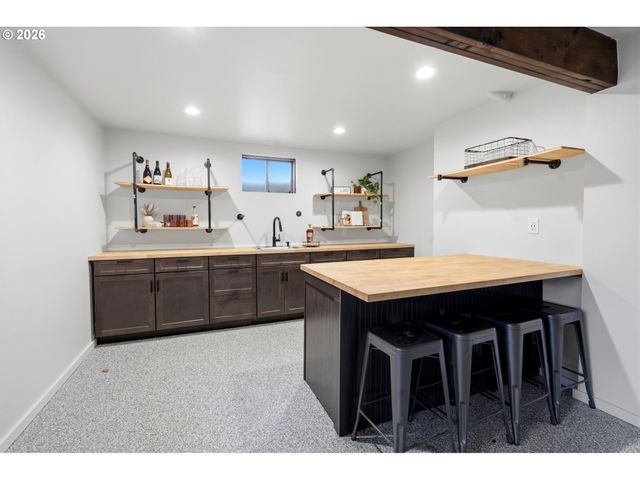 9610 STATE St, Salem, OR 97317