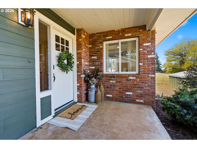 9610 STATE St, Salem, OR 97317