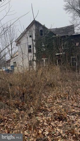 420 MARKET, Highspire, PA 17034