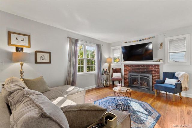 150 Parkview Place, Mount Kisco, NY 10549