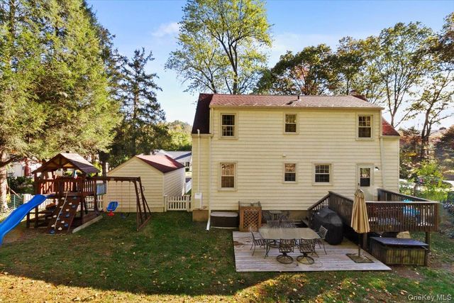 150 Parkview Place, Mount Kisco, NY 10549