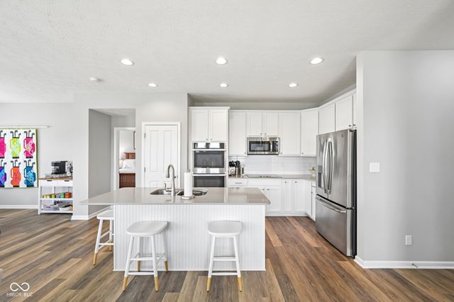 144 Perlican Drive, Cicero, IN 46034