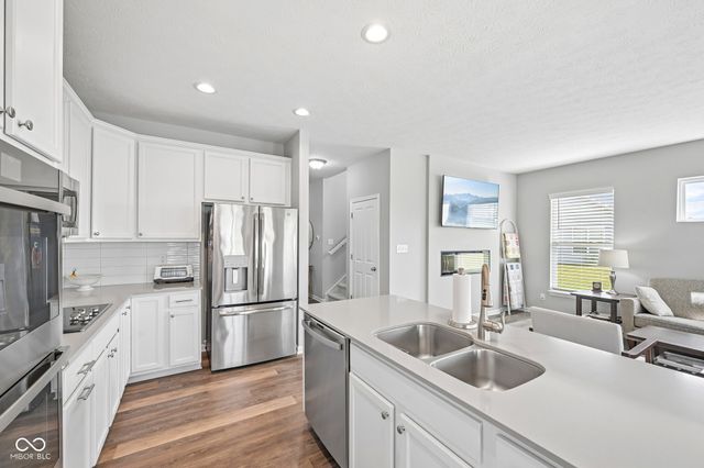 144 Perlican Drive, Cicero, IN 46034