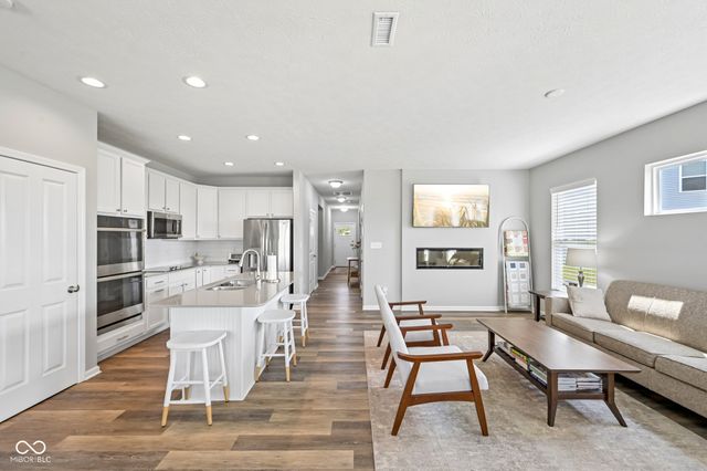 144 Perlican Drive, Cicero, IN 46034