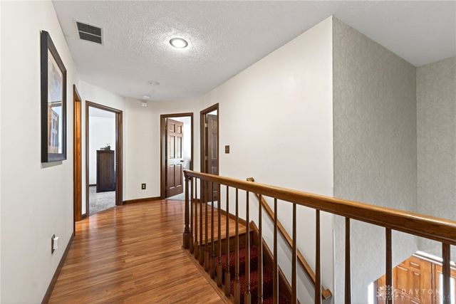 611 Southern Belle Boulevard, Beavercreek, OH 45434