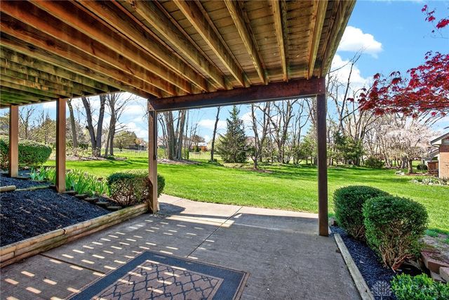 611 Southern Belle Boulevard, Beavercreek, OH 45434