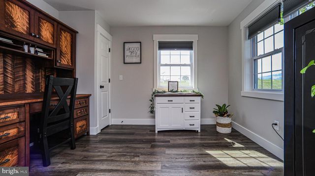 1203 ROXBURY RD, Newburg, PA 17240