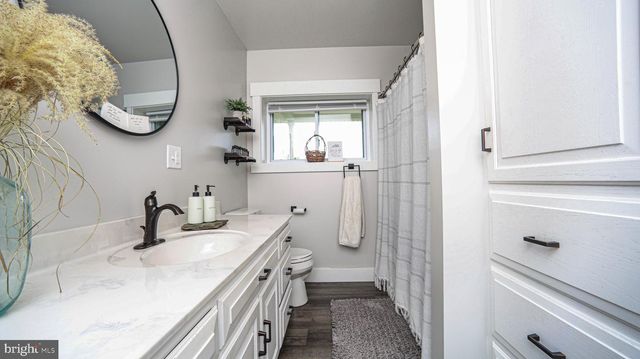 1203 ROXBURY RD, Newburg, PA 17240