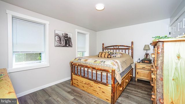 1203 ROXBURY RD, Newburg, PA 17240