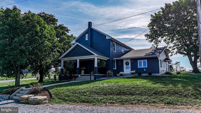 1203 ROXBURY RD, Newburg, PA 17240