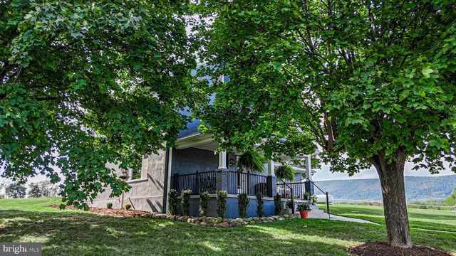 1203 ROXBURY RD, Newburg, PA 17240