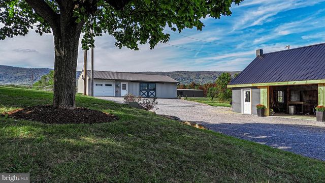 1203 ROXBURY RD, Newburg, PA 17240