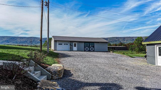 1203 ROXBURY RD, Newburg, PA 17240