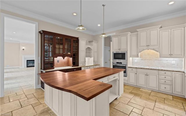 6806 Buckley Drive, Summerfield, NC 27358