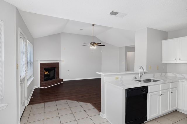 6946 NAPLES DR, Unincorporated, TN 38018