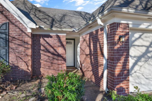 6946 NAPLES DR, Unincorporated, TN 38018