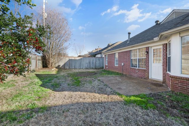 6946 NAPLES DR, Unincorporated, TN 38018