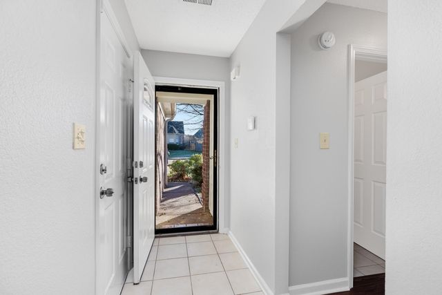 6946 NAPLES DR, Unincorporated, TN 38018