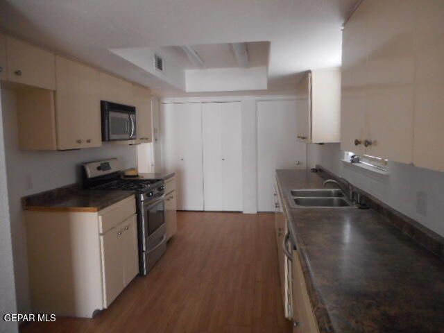 11684 TONY TEJEDA Drive, El Paso, TX 79936