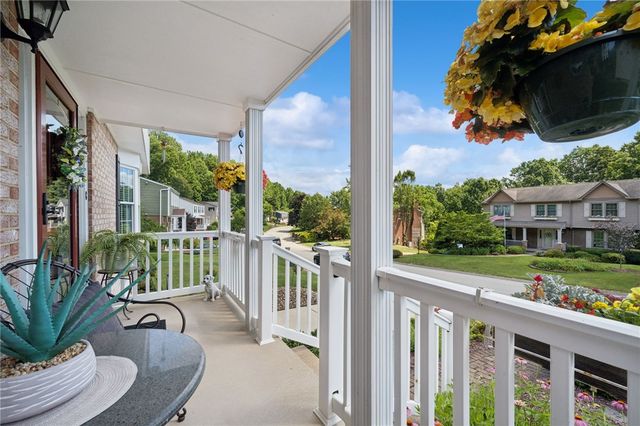 103 Aquillin Court, Manor, PA 15642