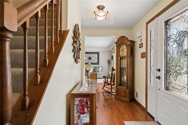 103 Aquillin Court, Manor, PA 15642