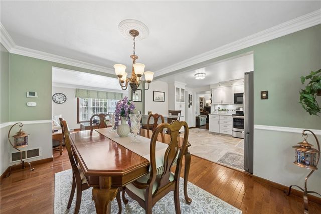103 Aquillin Court, Manor, PA 15642