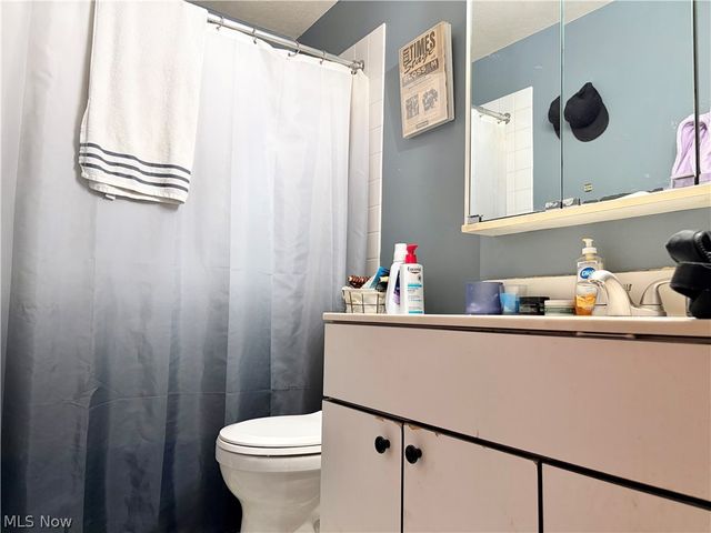 276 Kennedy Boulevard, Northfield, OH 44067