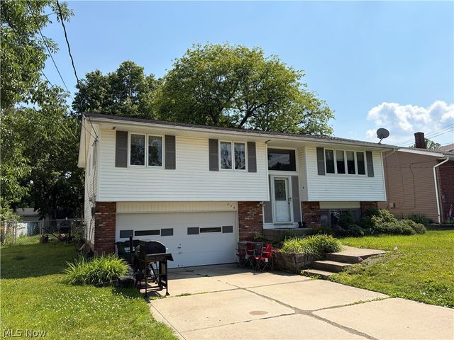 276 Kennedy Boulevard, Northfield, OH 44067