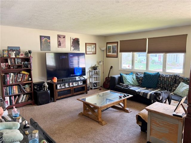 276 Kennedy Boulevard, Northfield, OH 44067