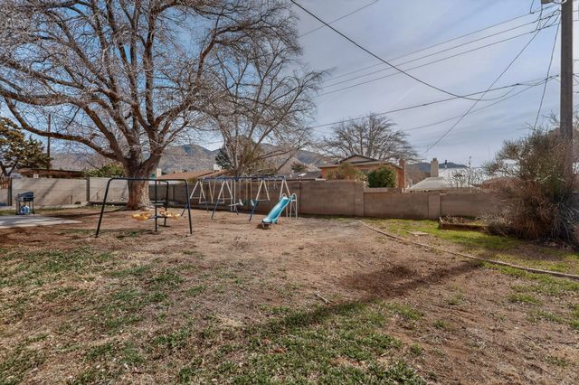 3224 Lucerne Street NE, Albuquerque, NM 87111