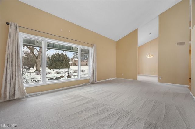 1094 San Raphael Drive, Bath, OH 44333