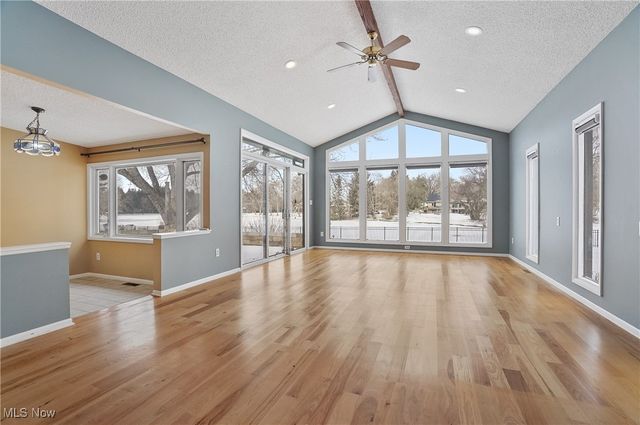 1094 San Raphael Drive, Bath, OH 44333