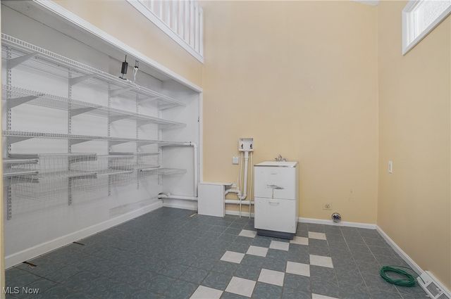 1094 San Raphael Drive, Bath, OH 44333