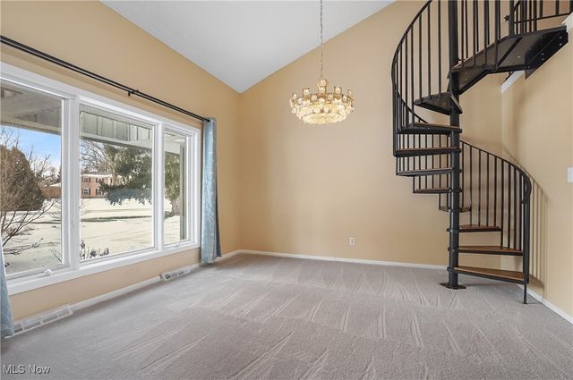 1094 San Raphael Drive, Bath, OH 44333